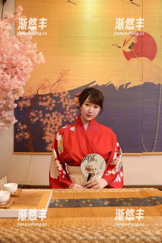 秀人网 - 孔一红的万圣节写真集：最新作品同样疯癫