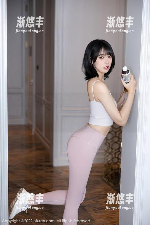 秀人网-张思允Nice 秀人网 - 在张思允Nice的全套丝袜美臀图片中漫步,友情提示:心脏承受能力要过关!