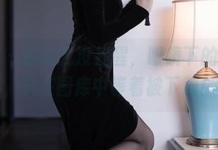 秀人网 – 别说我没提醒,眼镜下的白浅浅,只在图库中等着被下载!