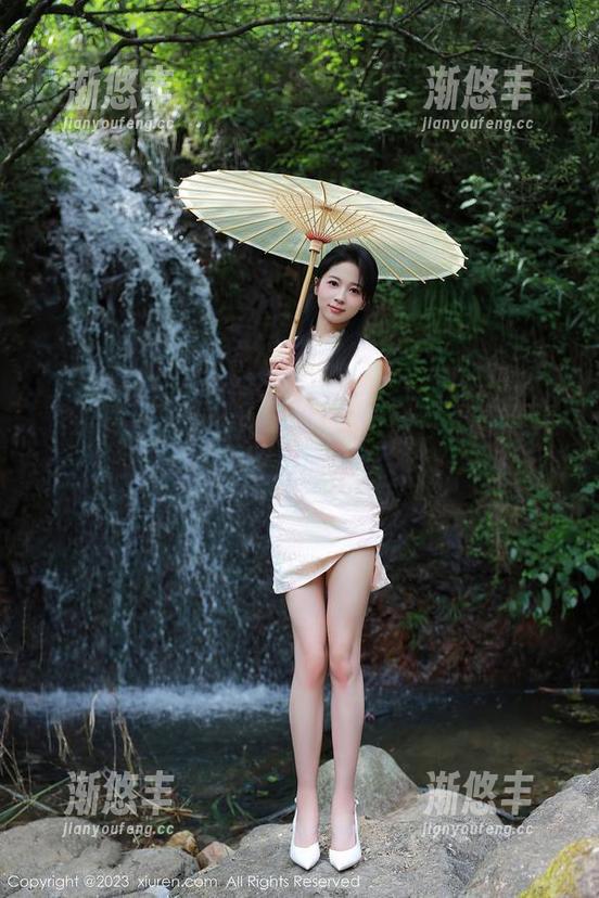 秀人网 - 颖仪baby的女仆写真，资源真是让人捧腹不已？