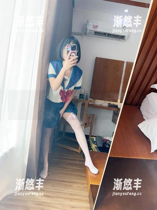 微密圈 - 胜利的小生活的蝴蝶白丝图包——深藏不露的超强“内涵”