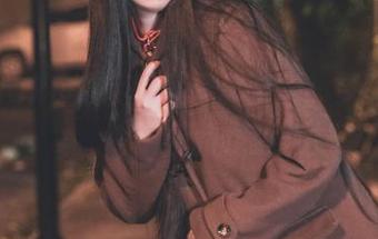 落落Raku的双马尾写真全集，头发都在偷走我的视线