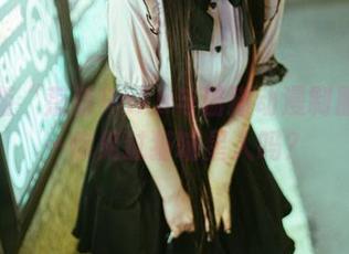 高清版“落落Raku与猫猫动漫制服”——你见过猫喵星人吗？