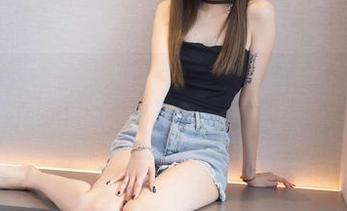 袜啵啵 – 小甜豆便当：壁纸里的方便面奇遇记