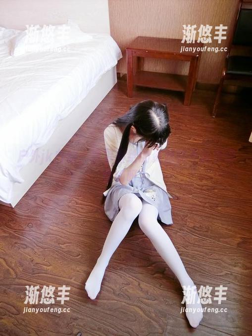 户外jk白丝，西尔酱给的资源能不能少点惊艳呀？