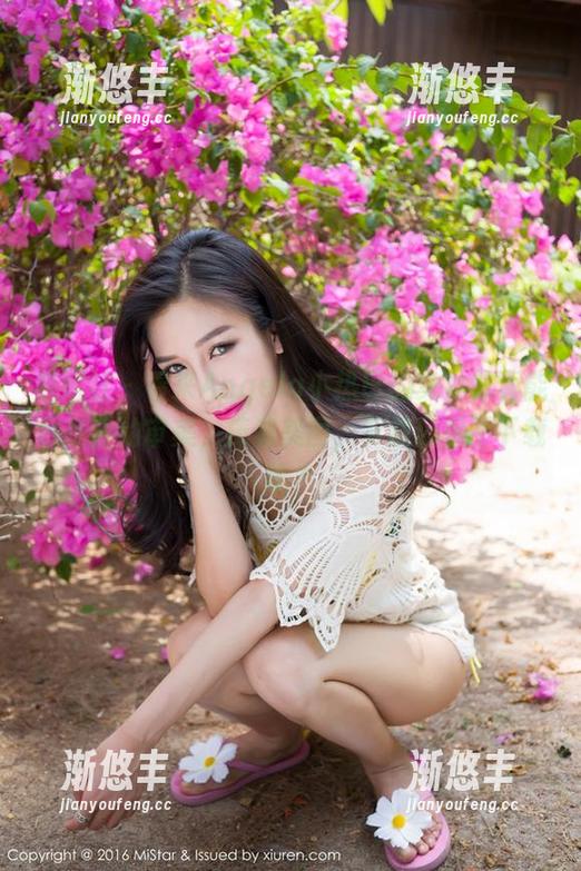 魅妍社 - 看来Angela小热巴的兔女郎真能吊打我的审美，捧着美图，下载还是不下载呢？