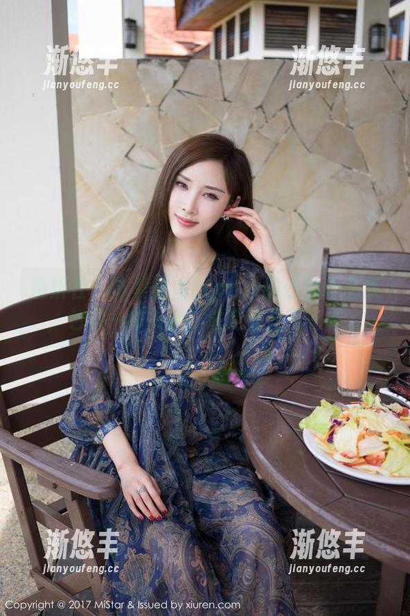 魅妍社 - 本季鲍妮boonie的丝袜作品集，包你一秒入迷，注定有些不一样。