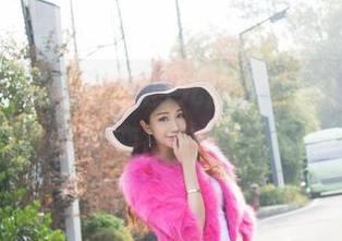 魅妍社 – 在黄歆苑的死库水里，下载一张美图也变得有趣至极。