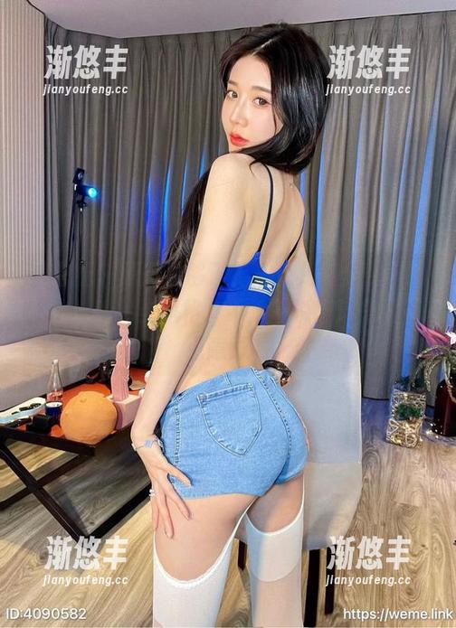 黎允熙baby 微密圈 - 原图看够了,来点儿黎允熙baby护士的另类风格,不得不说,这里面有点意思。